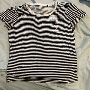 Guess t shirt